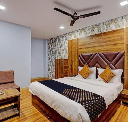 Hotel Mahi Watuwa 外观 照片